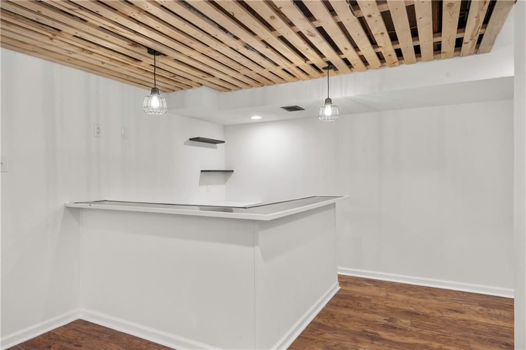 8707 N Lydia Avenue — photo 32