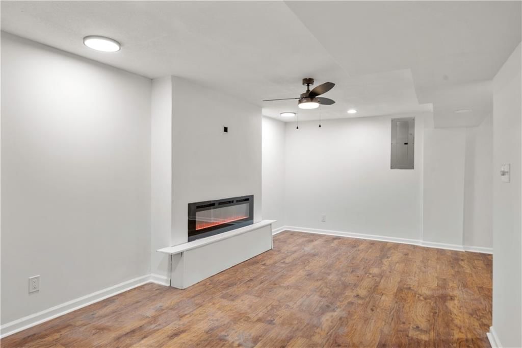 8707 N Lydia Avenue — photo 34
