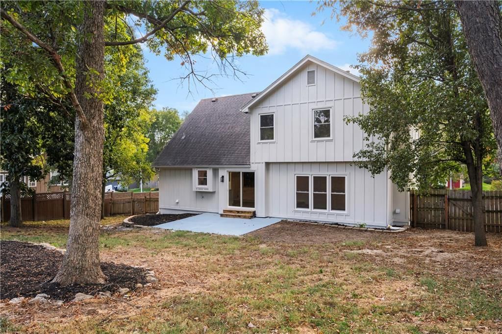 8707 N Lydia Avenue — photo 41