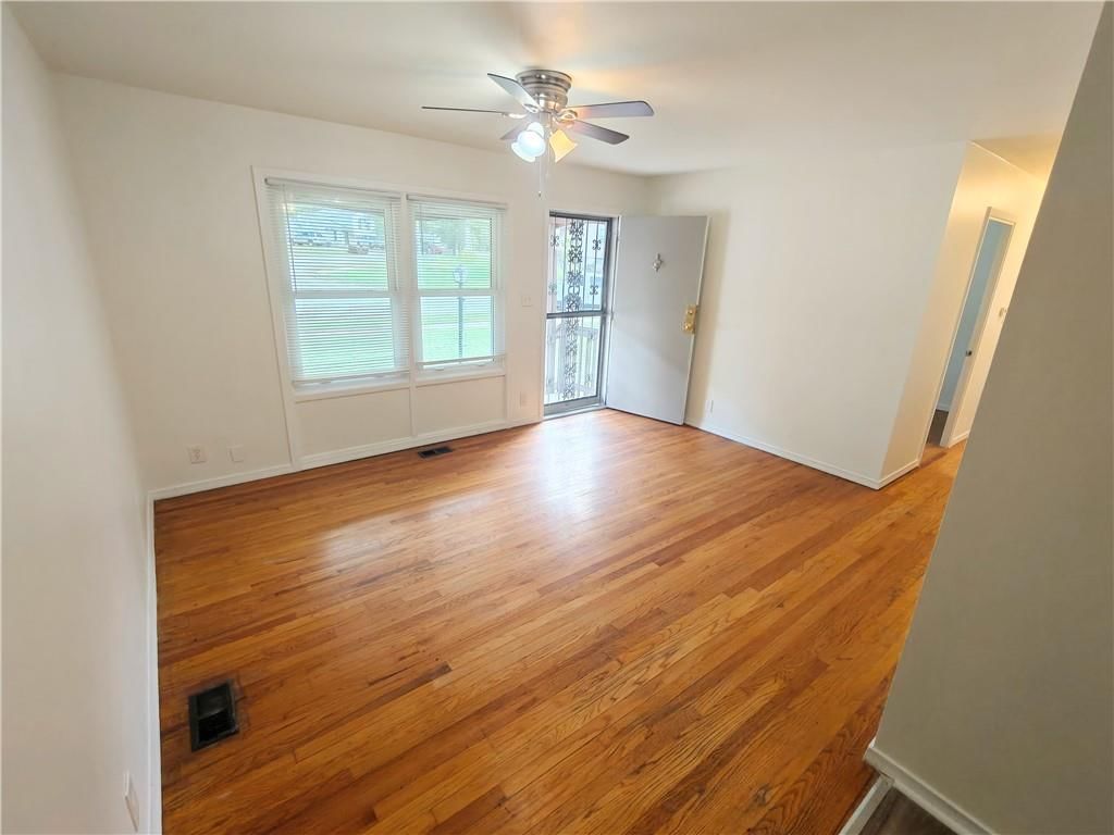 9218 Mckinley Street — photo 4