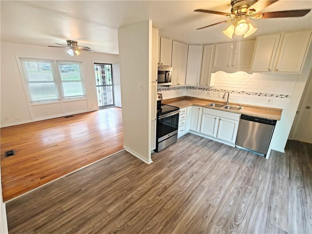 9218 Mckinley Street — photo 5