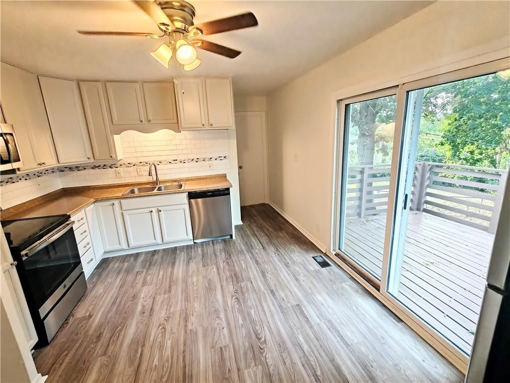 9218 Mckinley Street — photo 8