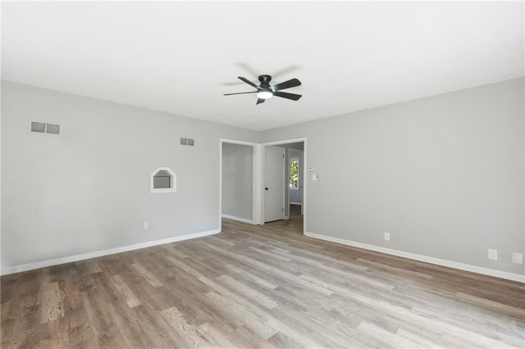 1316 N Main Street — photo 9