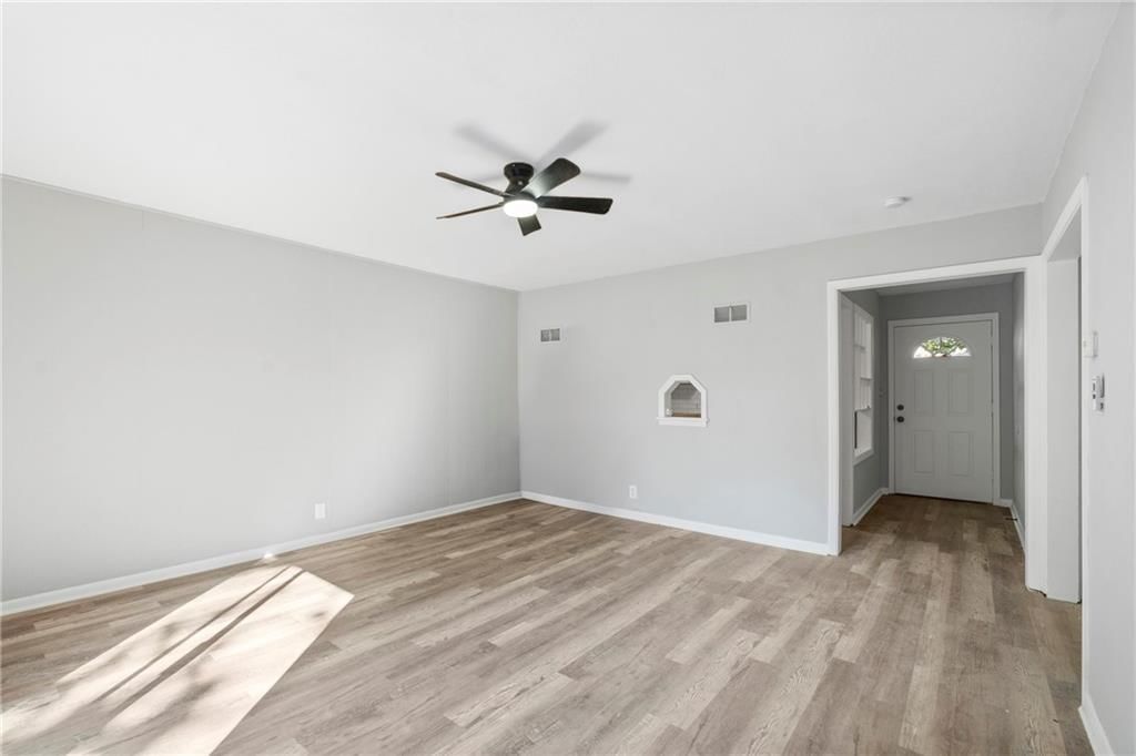 1316 N Main Street — photo 10