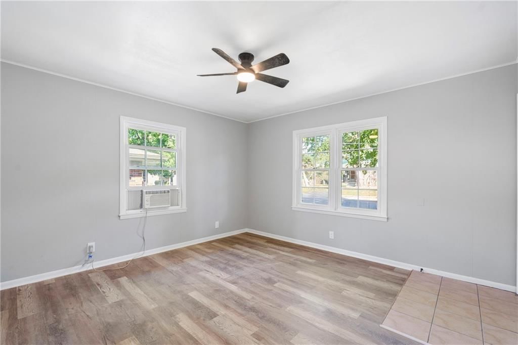 1316 N Main Street — photo 15