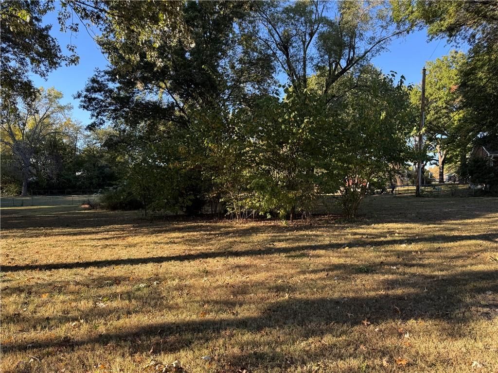 314 SW Walnut Street — photo 29
