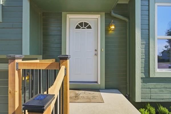 627 N POPLAR Street — photo 4