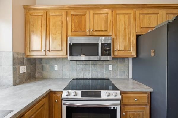 627 N POPLAR Street — photo 15