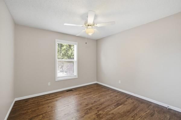 627 N POPLAR Street — photo 26