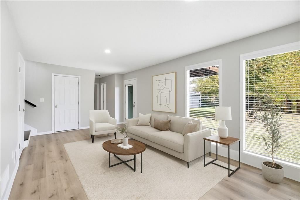 627 N POPLAR Street — photo 30