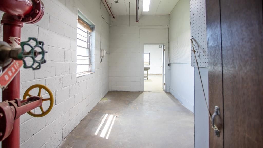3812 Bennington Avenue — photo 12
