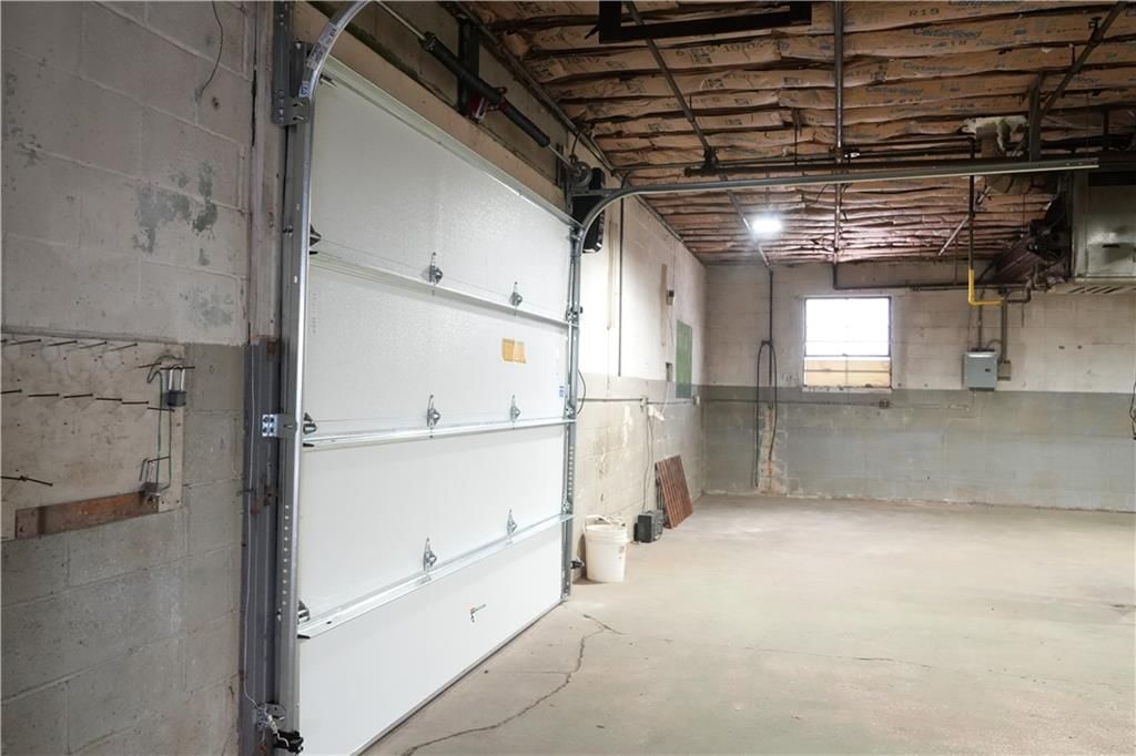 3812 Bennington Avenue — photo 32
