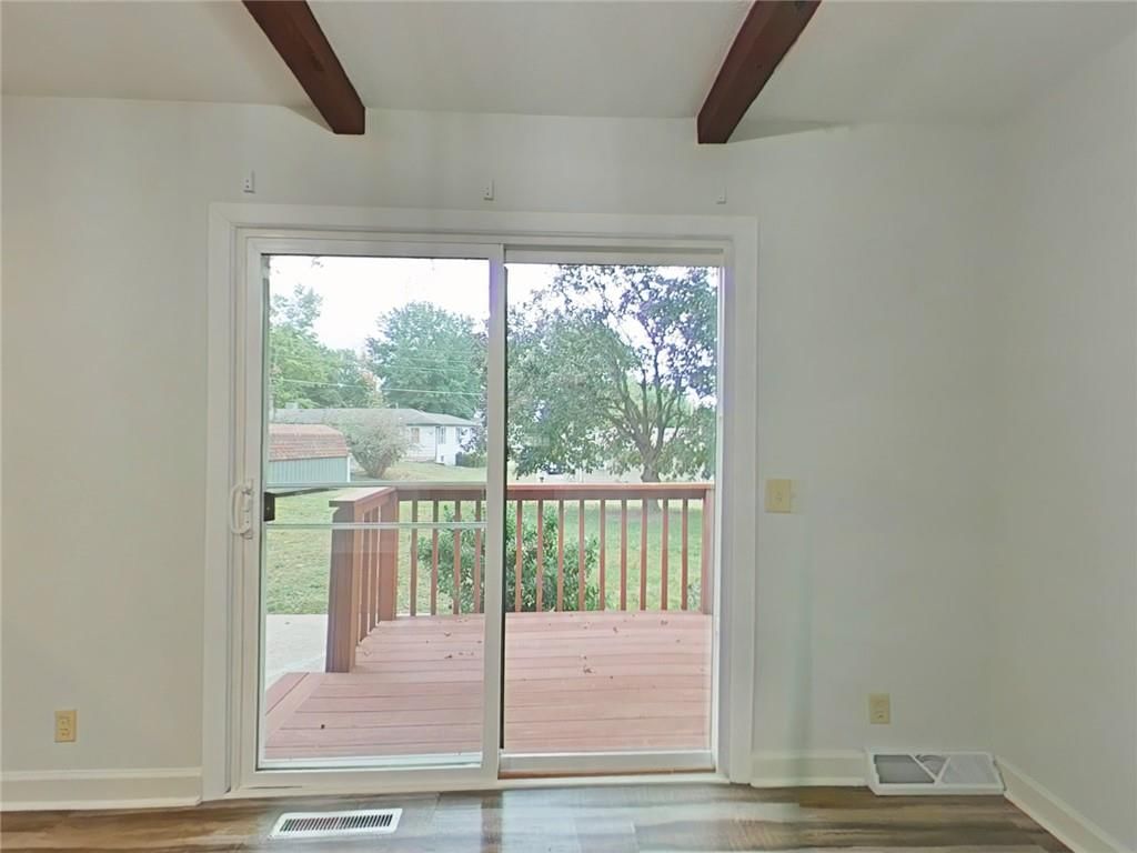 5304 Frederick Boulevard — photo 14