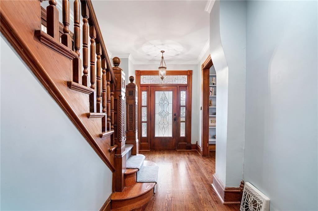 503 Marshall Street — photo 3