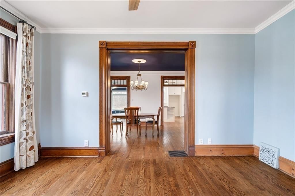 503 Marshall Street — photo 9