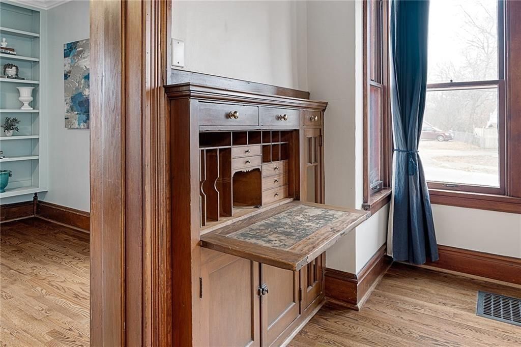 503 Marshall Street — photo 15