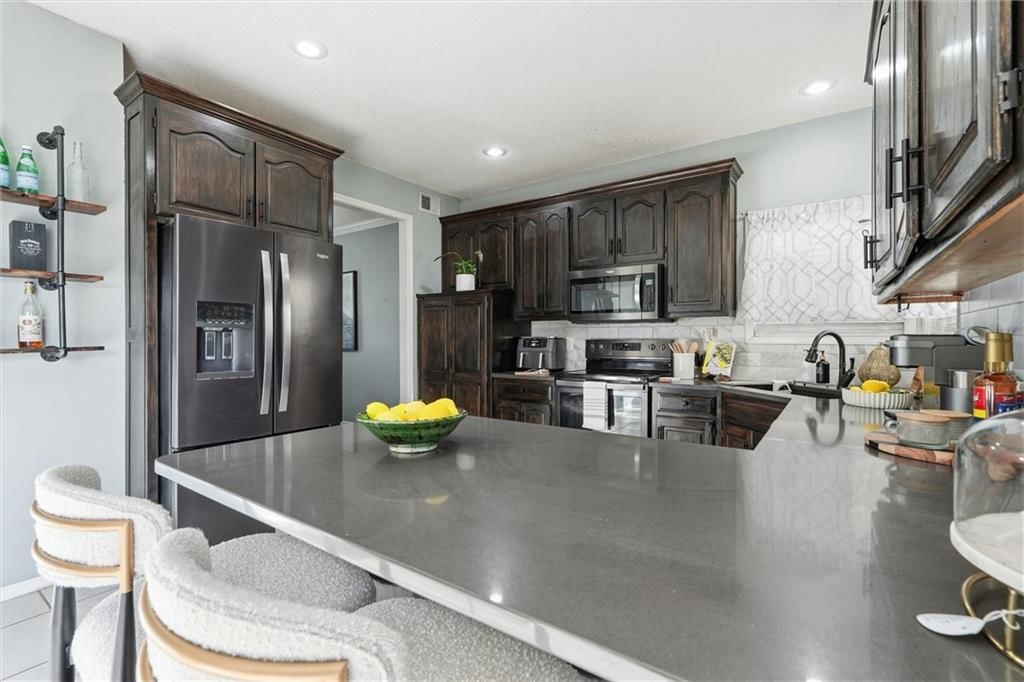 16345 S Warwick Street — photo 11