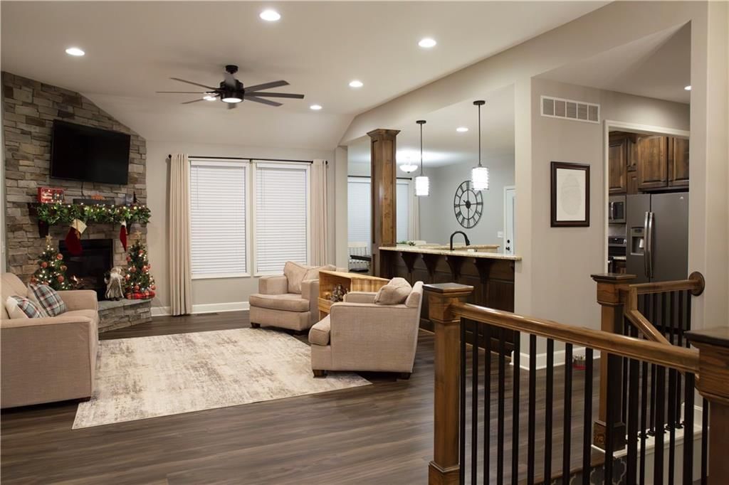 904 Edgewood Drive — photo 3