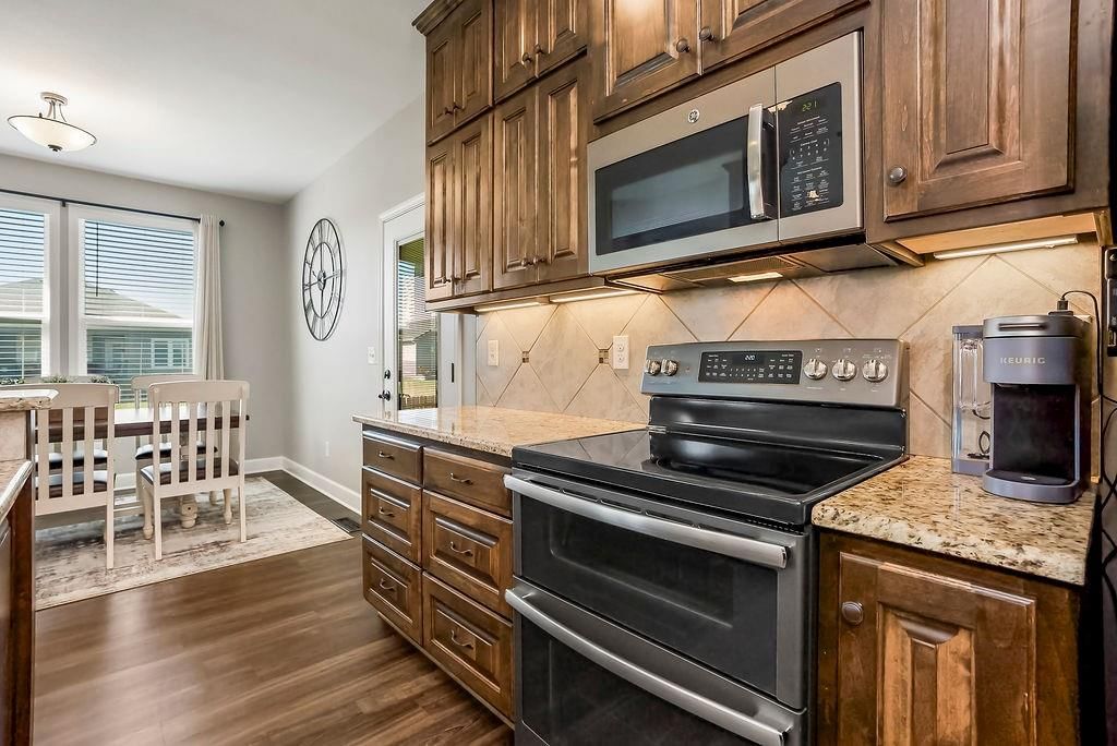 904 Edgewood Drive — photo 13