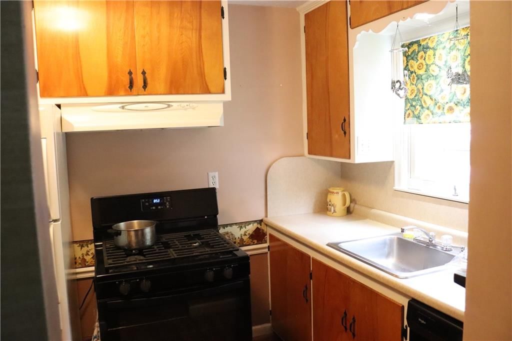 4724 Catalina Street — photo 7