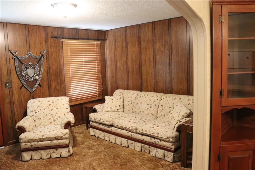 4724 Catalina Street — photo 13