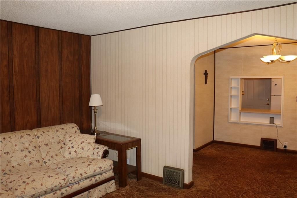 4724 Catalina Street — photo 14