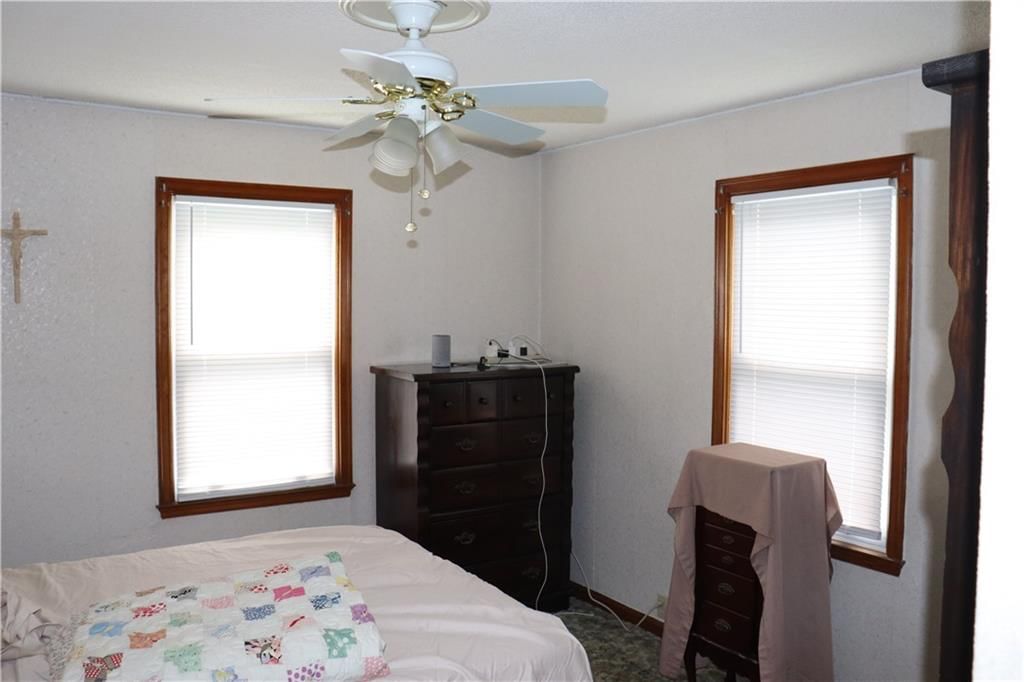 4724 Catalina Street — photo 17