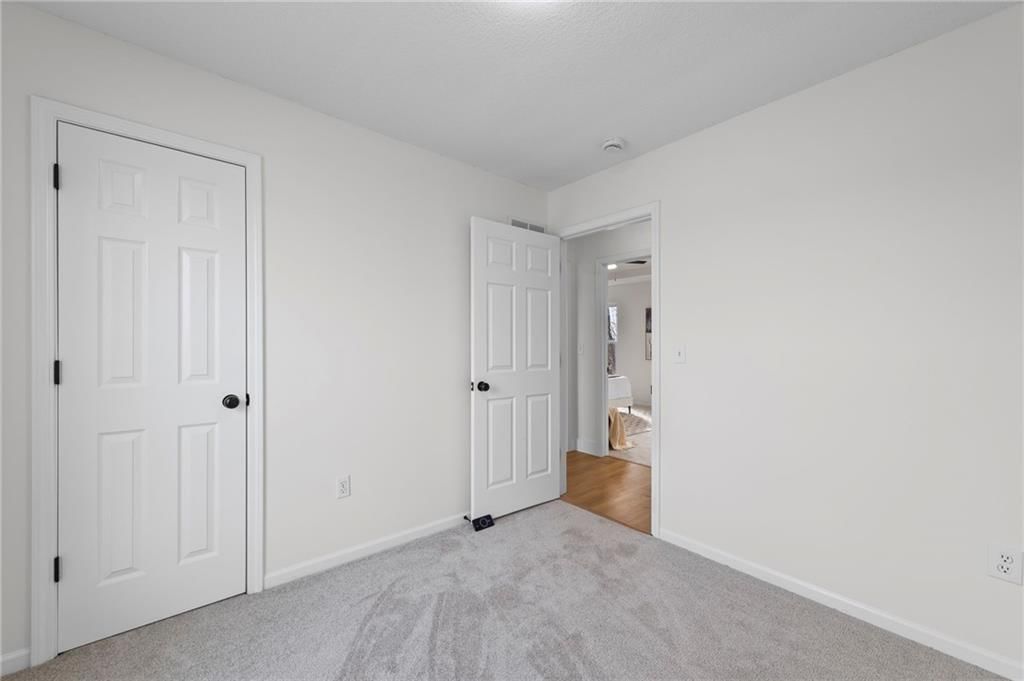 8540 N ROBINHOOD Avenue — photo 21