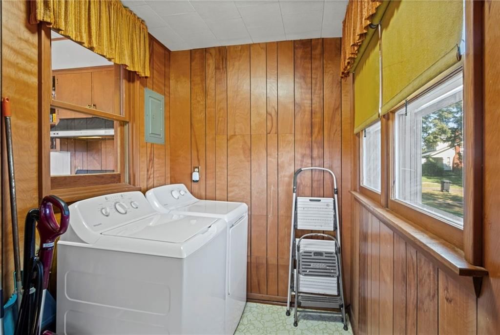 309 Maple Avenue — photo 29