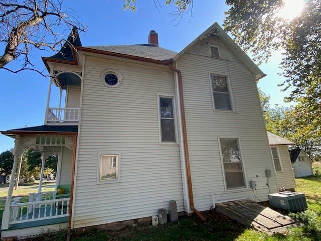 309 Maple Avenue — photo 43