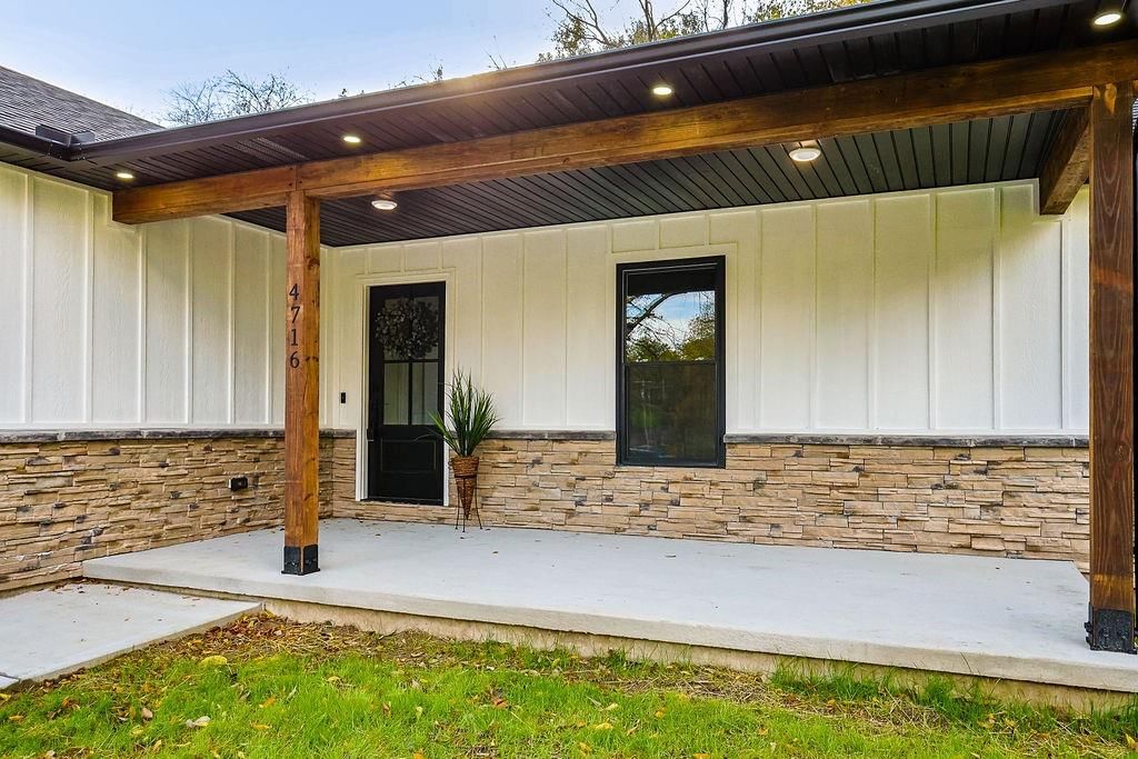 4716 NE Amazonia Road — photo 4