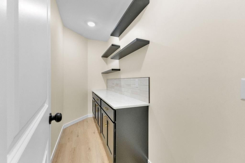 4716 NE Amazonia Road — photo 16