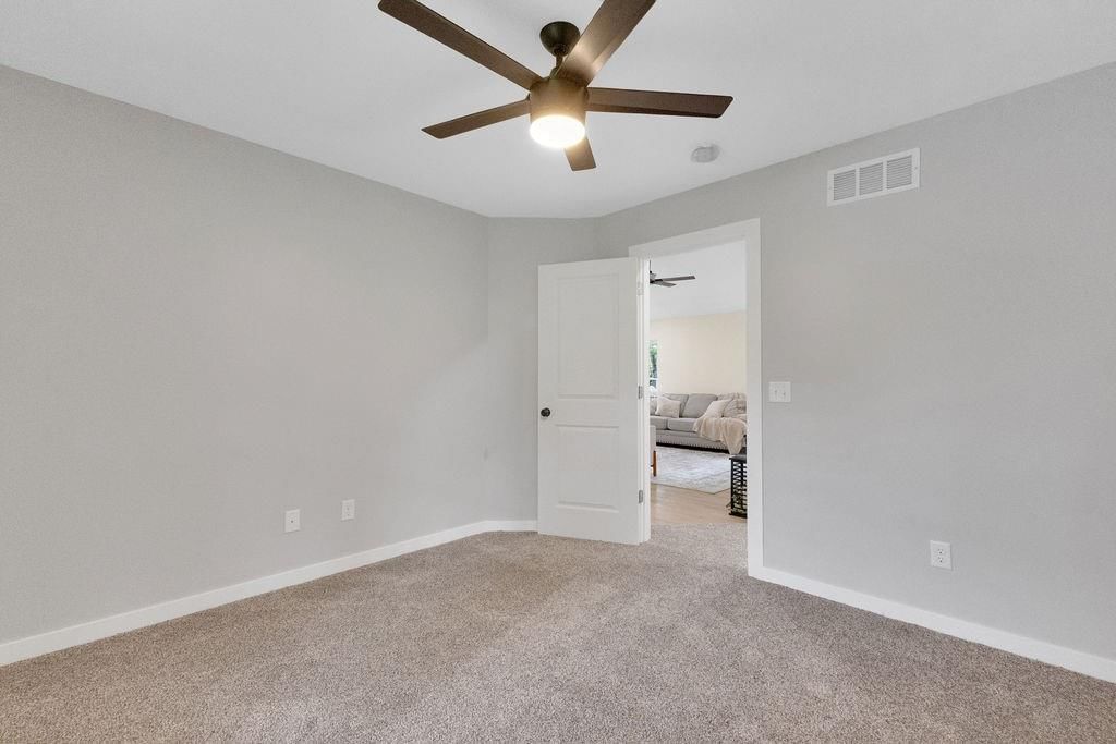 4716 NE Amazonia Road — photo 22