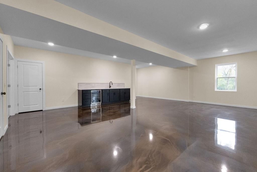 4716 NE Amazonia Road — photo 37