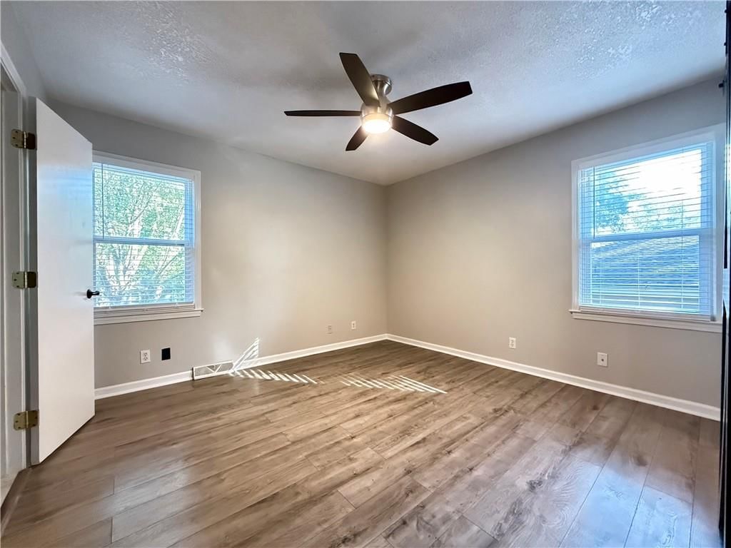 504 S CARDINAL Drive — photo 18