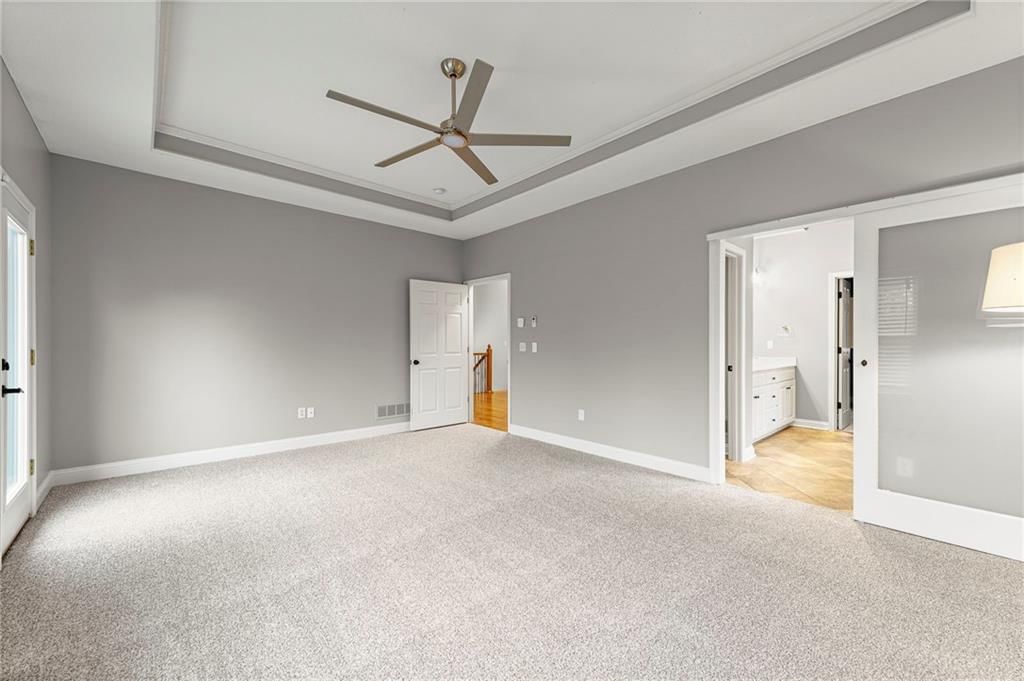 9605 N Adrian Avenue — photo 24