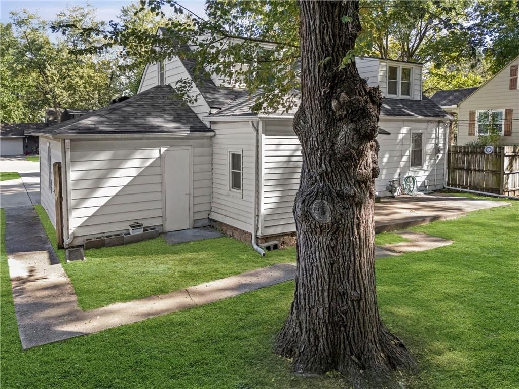 3038 S 8th Terrace — photo 32