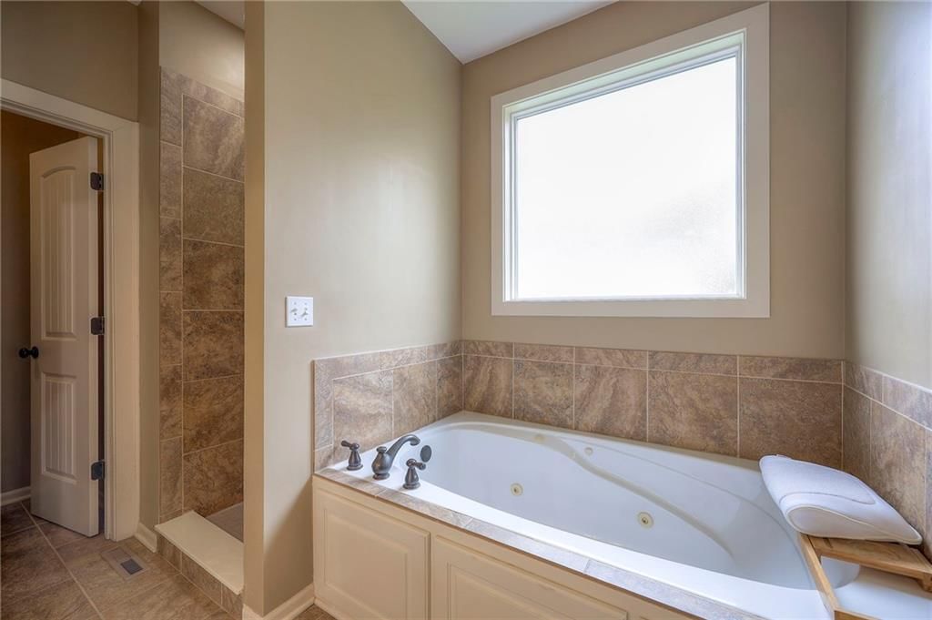 17111 S Bradley Drive — photo 13