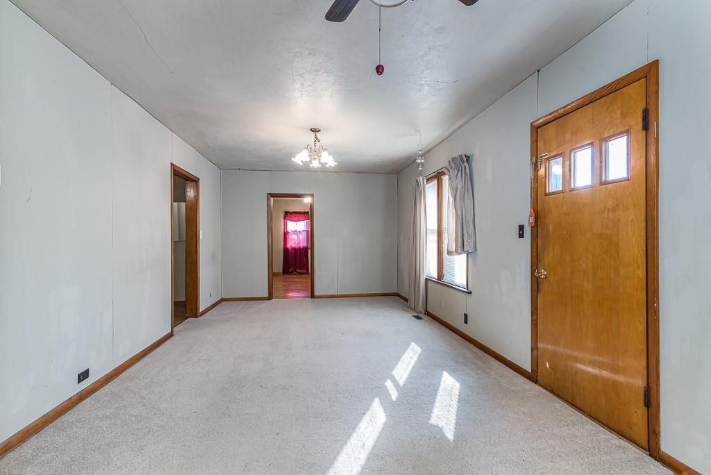 Photo 9 of 40 - 24030 201st Street