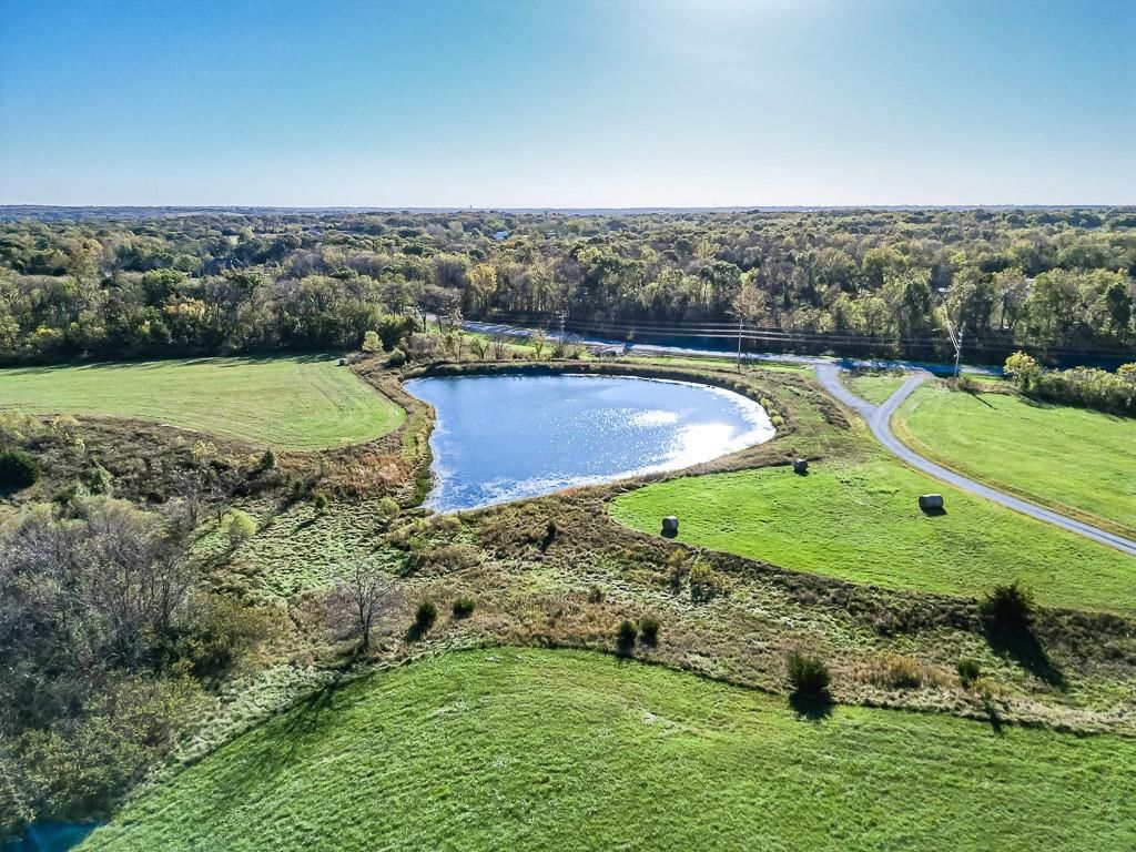 20407 Tonganoxie Road — photo 8