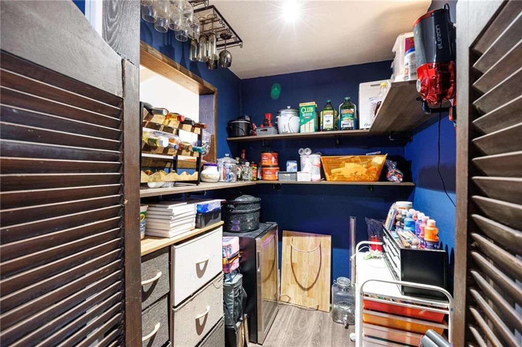 334 W Cedar Street — photo 10