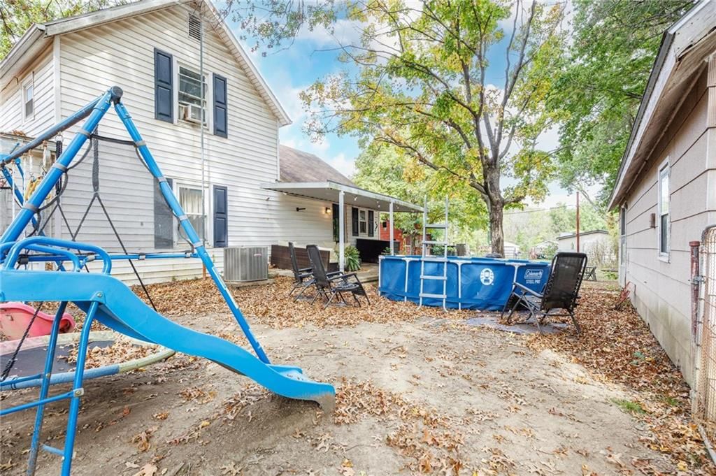 334 W Cedar Street — photo 24
