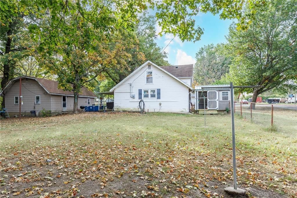 334 W Cedar Street — photo 27
