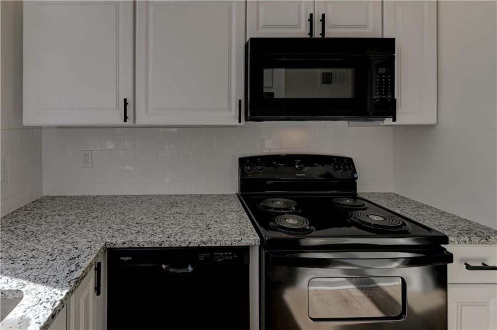 4804 Horton Street — photo 10