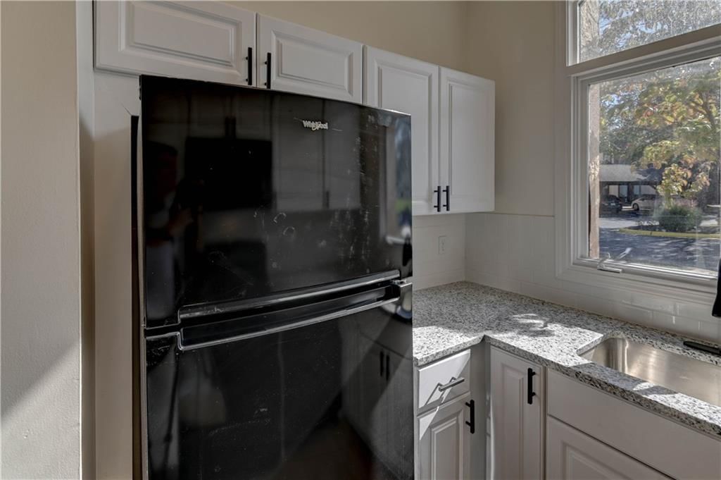 4804 Horton Street — photo 11