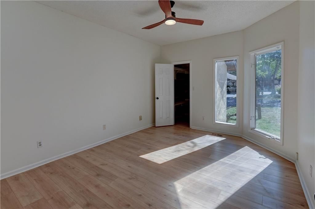 4804 Horton Street — photo 18