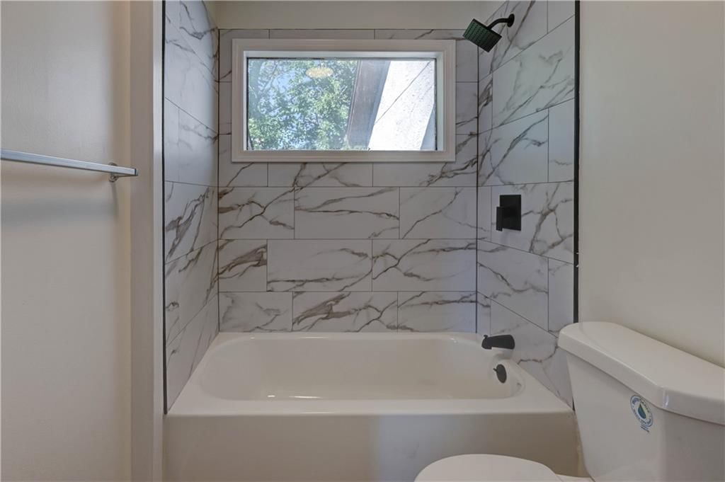 4804 Horton Street — photo 33