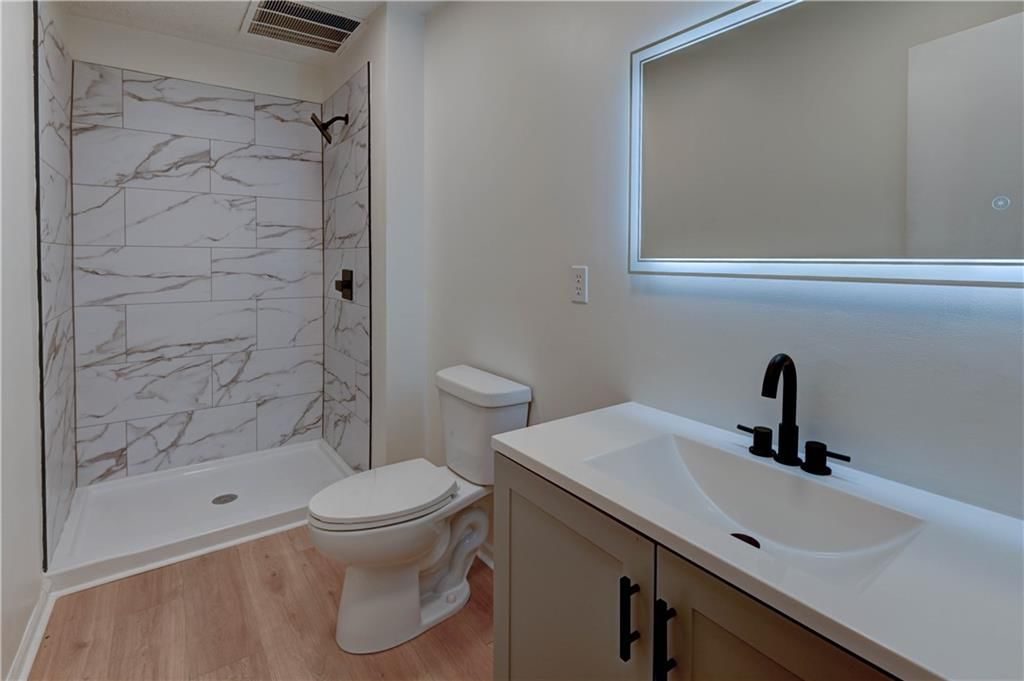 4804 Horton Street — photo 42