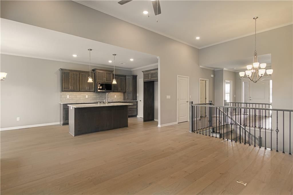 2119 Greenfield Point — photo 9