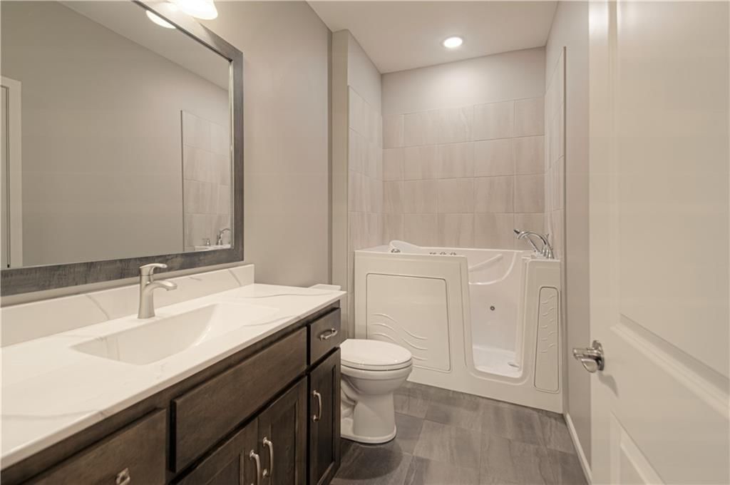 2119 Greenfield Point — photo 25